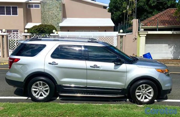 jeepetas y camionetas -  🚨 FORD EXPLORER XLT 2013 — ¡118,900 KM! 🚨 7