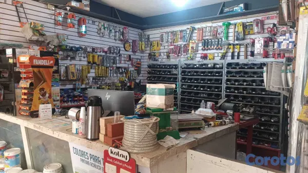 negocios en venta - Ferreteria Establecido Y Operando En Santiago 5