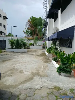 apartamentos - alquiló piso 4 los cacicazgos dos habitaciones dos baños parqueo servicio ara d 9