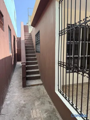 casas - Se Vende Casa en Los Mina 8