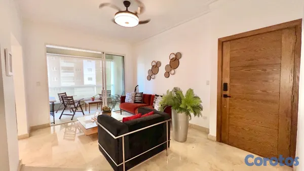 apartamentos - En Serralles apartamento en venta de 3 habitaciones con balcón  2
