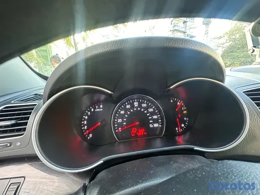 jeepetas y camionetas - Kia Sorento 2015 como nueva 13