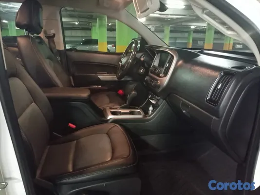 jeepetas y camionetas - Camioneta Chevrolet Colorado 2020 4