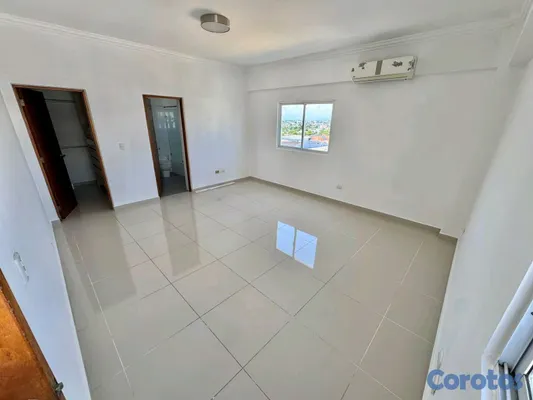 apartamentos - Alquilo Penthouse en Evaristo Morales ju 10