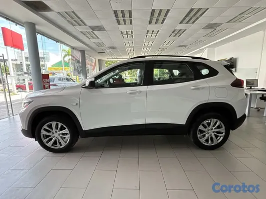jeepetas y camionetas - 2023 Chevrolet Tracker LT de la Casa  7