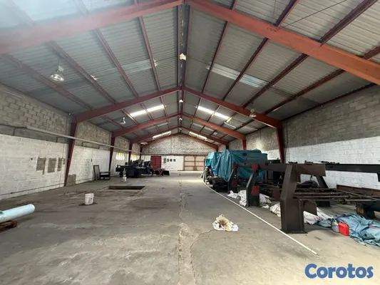 oficinas y locales comerciales - NAve Industrial  en alquiler km. 7 de la ave. Ind. US 11 metros  8