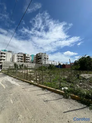 solares y terrenos - SOLAR EN VENTA EN AV. JACOBO MAJLUTA 4