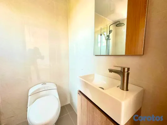apartamentos - Apartamento en venta en la Av. Independencia  8