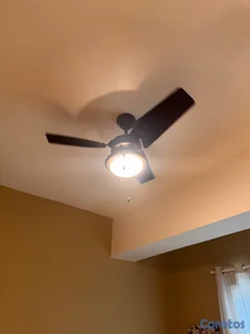 Abanico pequeño de techo con luz