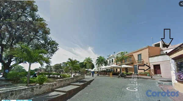 oficinas y locales comerciales - En Venta Local Comercial Frente al Alcazar de Colon Zona Colonial 6