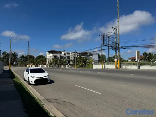 solares y terrenos - Solar Comercial En Venta Frente A Terranova Estate 11