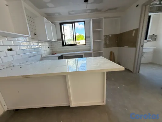 apartamentos - vendo renacimiento segunda con terraza tres habitaciones 2.5 baños dos parqueos  9
