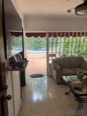 casas - Casa Familiar de 1 Nivel en Venta en Villa Claudia 5