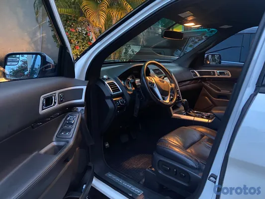 jeepetas y camionetas - Ford Explorer 2015 8
