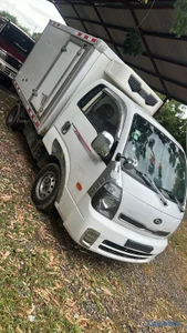 Camión Kia Bongo 2016, Con refrigerador 