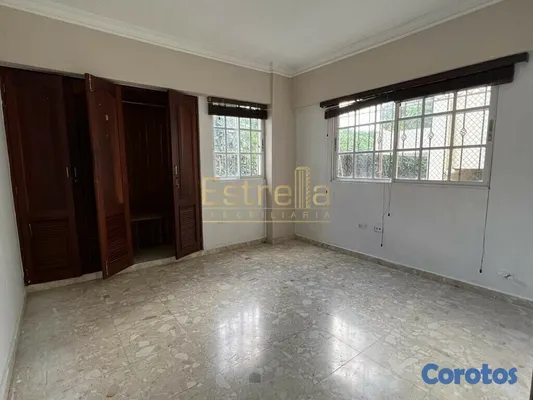 apartamentos - Apartamento en venta (180mts2) de 3 habitaciones ubicado en Los Cacicazgos 8