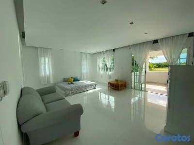 HERMOSA VILLA CON VISTA AL CAMPO DE GOLF