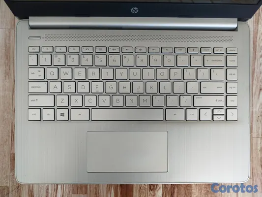 computadoras y laptops - HP 14 PULGADAS, 8 RAM, i3 10ma, 256 SSD LAPTOP   2