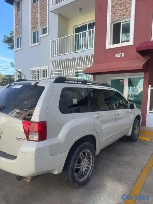 jeepetas y camionetas - 2004 Mitsubishi Endeavor SUV,  4