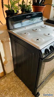 electrodomesticos - Se vende estufa de 6 hornillas 3