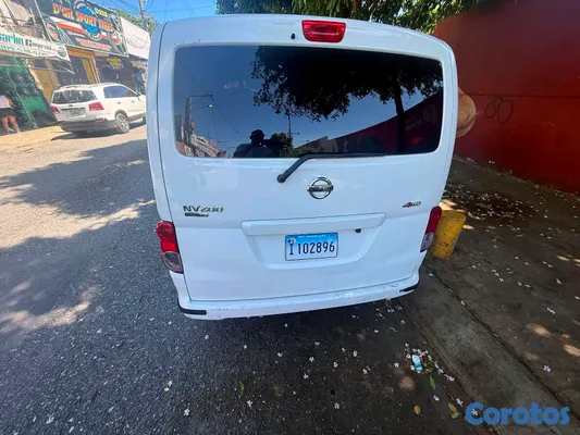 jeepetas y camionetas - Nissan nv 200 2016  10