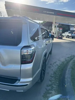 jeepetas y camionetas - Toyota 4runner limited 2015 9