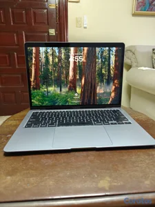 Macbook Air 2020 i3