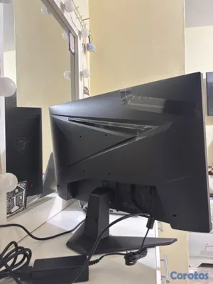 computadoras y laptops - Monitor MSI MAG 244F 23.8” Full HD 200Hz – 0.5ms 4