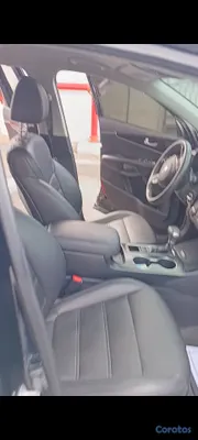jeepetas y camionetas - Kia Sorento LX 2019 4WD venta  3