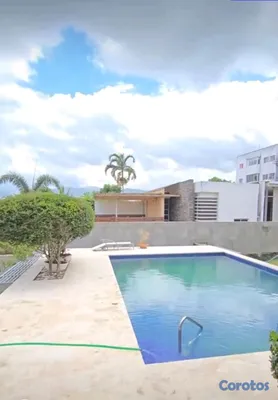 casas - vendo mancion cerro altos pídeme todo los detalles e información y te la envio 
 6