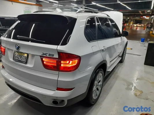 jeepetas y camionetas - BMW X5 2012 USD 13,000 6