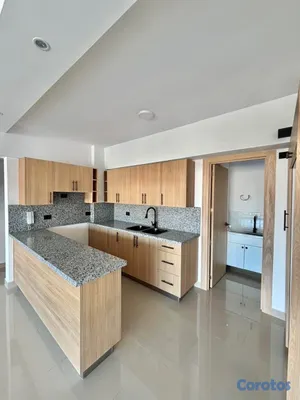 apartamentos - alquiló los Resturadores dos habitaciones 2.5 baños dos parqueos balcón tercer  5