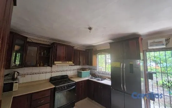 casas - Casa titulada en Quisqueya, 4 hab. y solar 490 m² 5