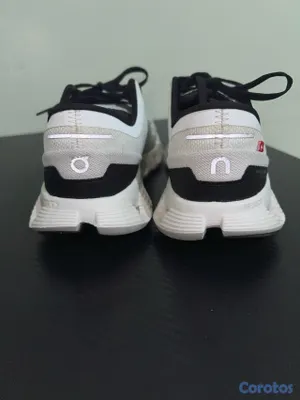 ropa para mujer - on cloud size 6.5 4