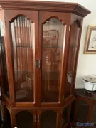 muebles y colchones - Vitrina en Caoba 