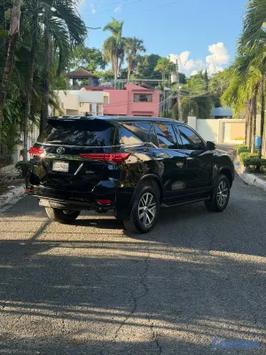 jeepetas y camionetas - Toyota 4runner 2011 9