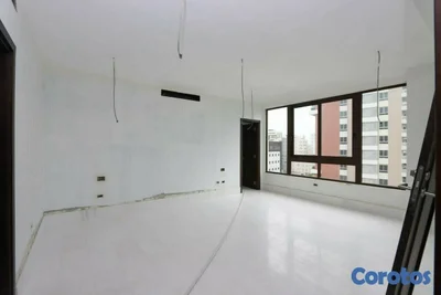 Amplio apartamento en venta (500mts2) de 4 habitaciones en el Ensanche Paraiso.