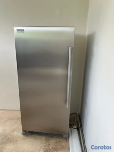 Venta Freezer vertical 19 pies cubicos