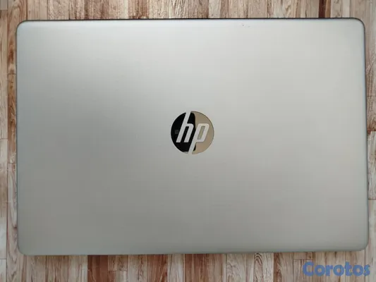 computadoras y laptops - HP 15.6¨ TOUCH 12 RAM  i5 10ma  256 SSD LAPTOP   3