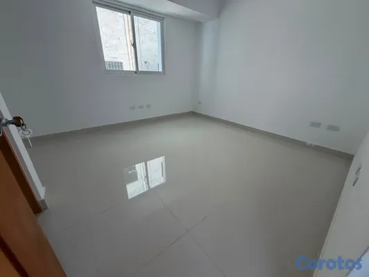 apartamentos - vendo nuevos en el millón 1 -2 y tres habitaciónes parqueos lokert precios 125 6