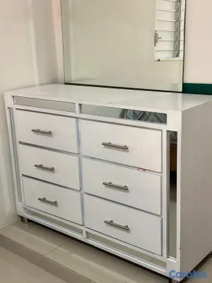 muebles y colchones - Vendo Mueble-Gabetero, negociable  2