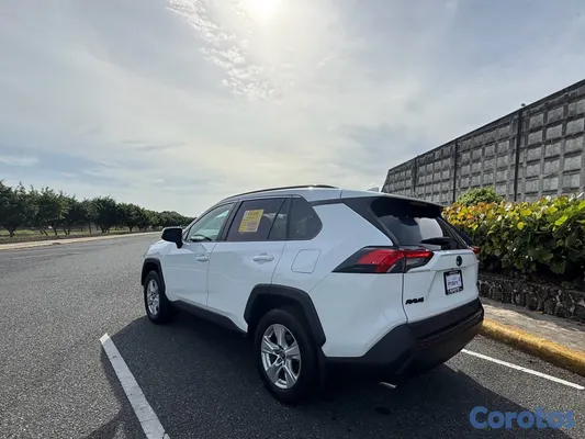 jeepetas y camionetas - Toyota Rav4 XLE 2020 clean Carfax!!!! 6