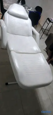 Salud y Equipamiento Médico - Camilla de estetica 3