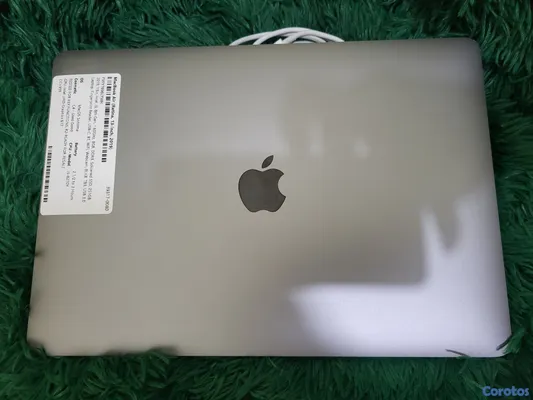 computadoras y laptops - Macbook Air i5 (2019) 256GB SSD  6