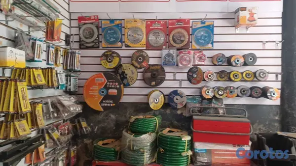 negocios en venta - Ferreteria Establecido Y Operando En Santiago 12