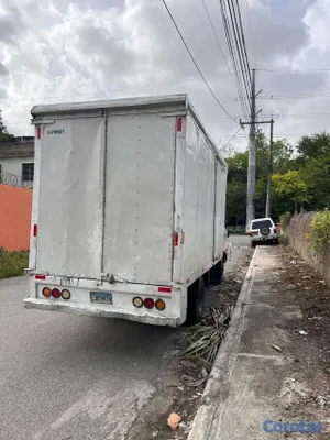 camiones y vehiculos pesados - vendo o traspaso Hyndai HD 65 5