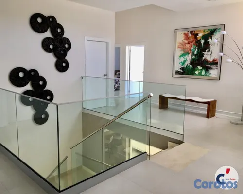 casas - Exclusiva Villa Inteligente de 6 Habitaciones con  10