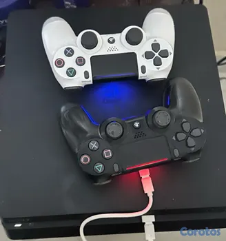 consolas y videojuegos - Ps4 slim + 2 controles + 7 Juegos