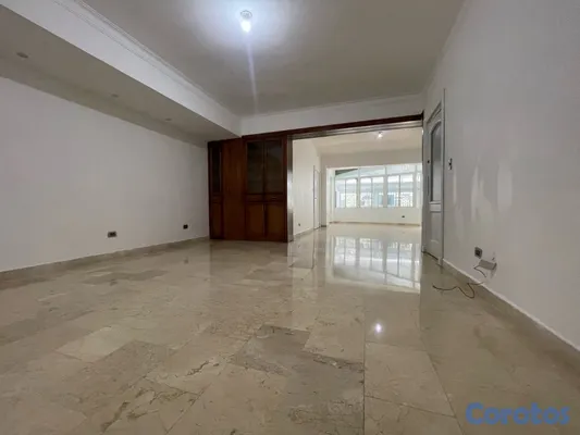 apartamentos - Apartamento en alquiler de tres habitaciones y dos parqueos techados 8
