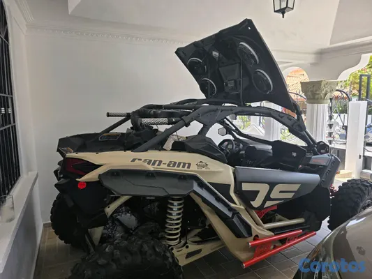 vehiculos recreativos - canam turbo RR 2023 1,200 milla nunca monte el mas nuevo listo con placa yseguro 2